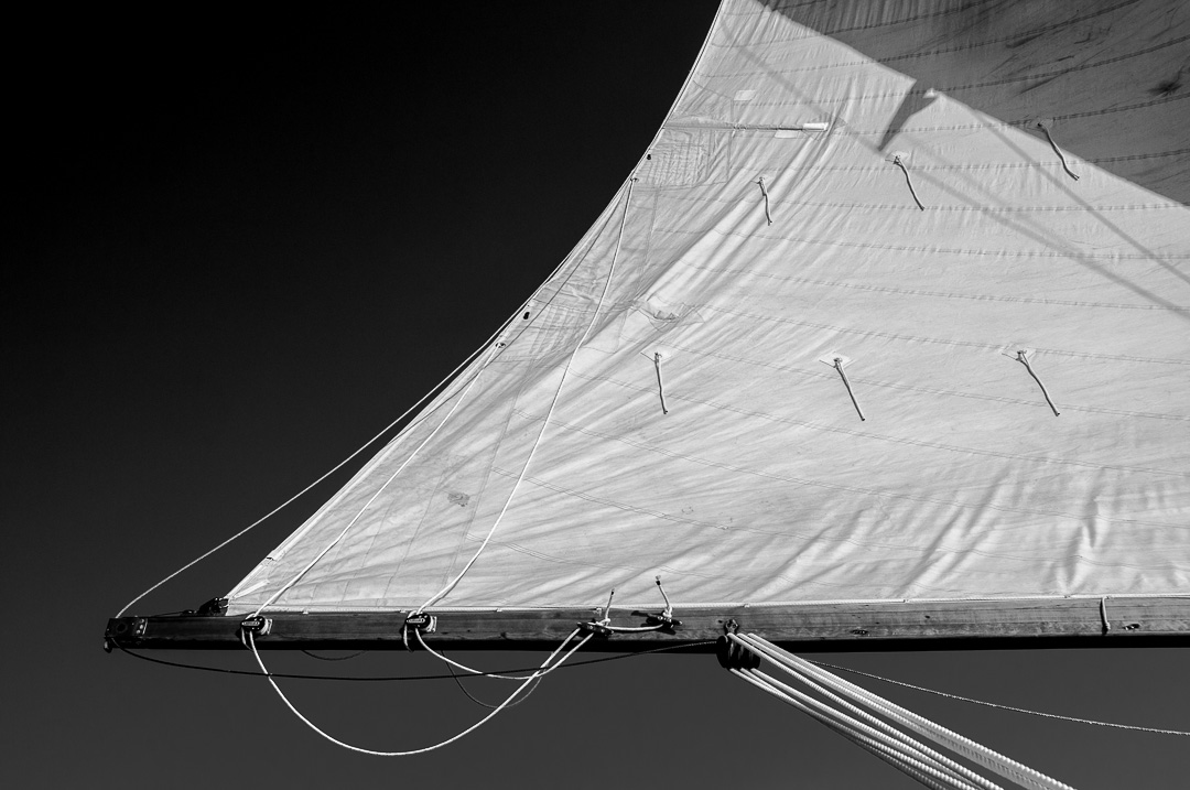 Geometry in Sails